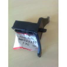 MB023335 YAKIT KANCASI 